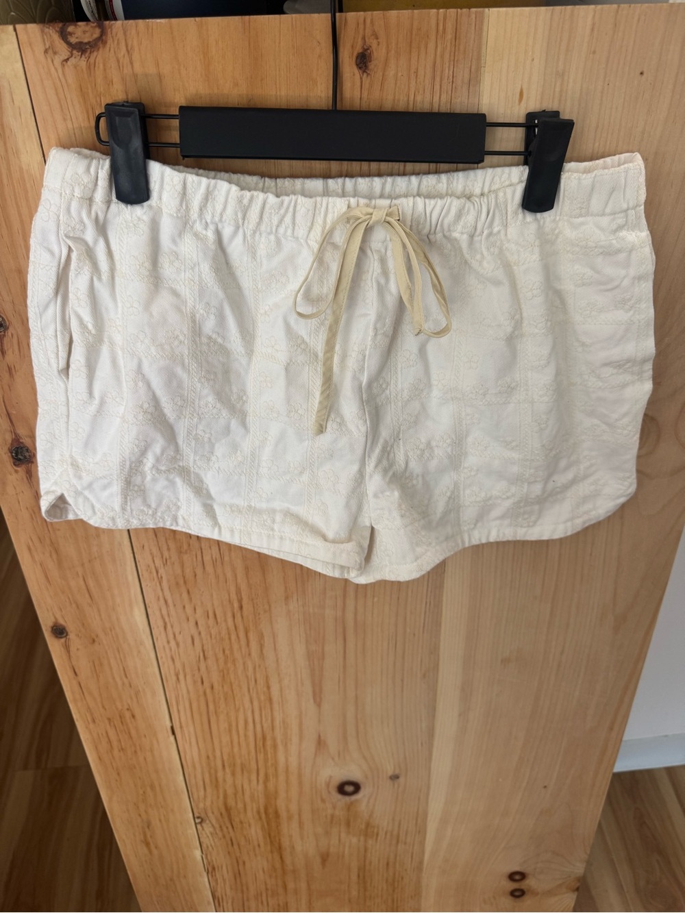 Embroidered shorts Bailey Rose off white and cream